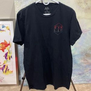 Black Oakley size large t-shirt